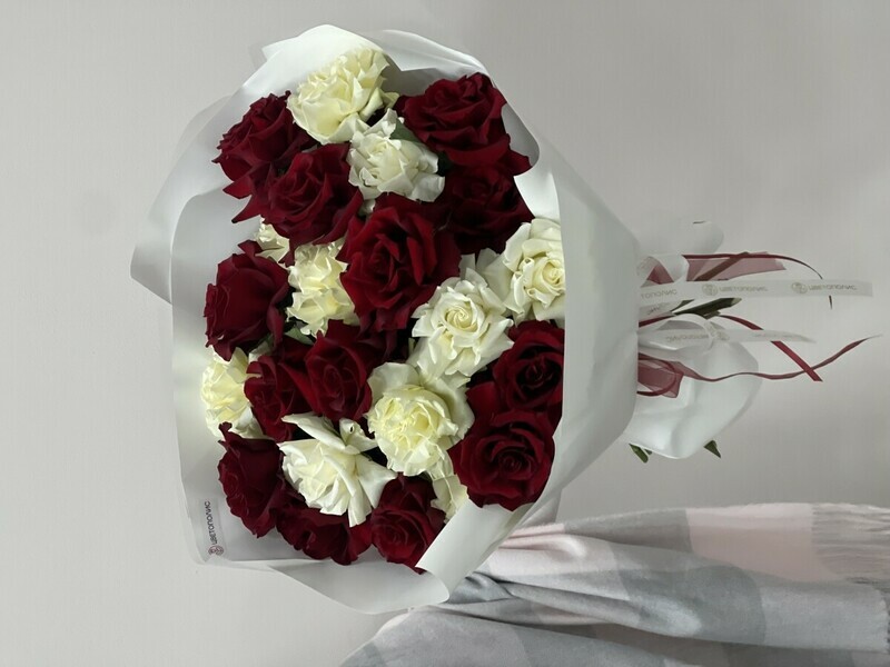 французкие розы 25шт, 25 французских роз