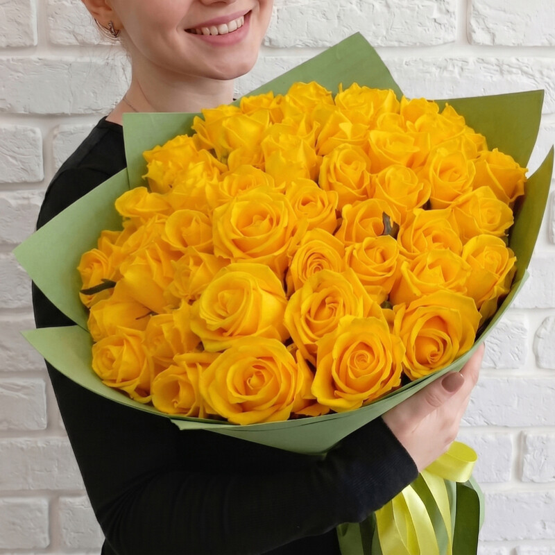 Bouquet of yellow roses 51 pieces , zheltaya noch_