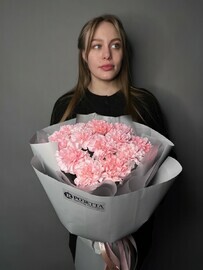 Букет с гвоздикой