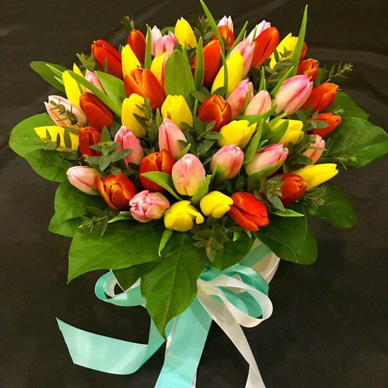 51 тюльпан в коробке, стандартный