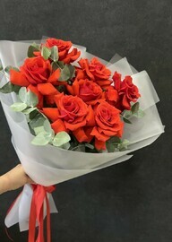 Buket iz alih frantcuzskih roz art.00096