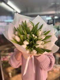 Монобукет «Великолепие» с тюльпанами 