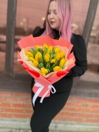 Монобукет «Восход солнца» с тюльпанами