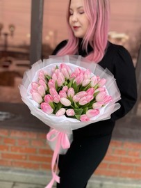 Монобукет «Рассвет» с тюльпанами 