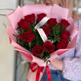 Букет кенийских красных роз 