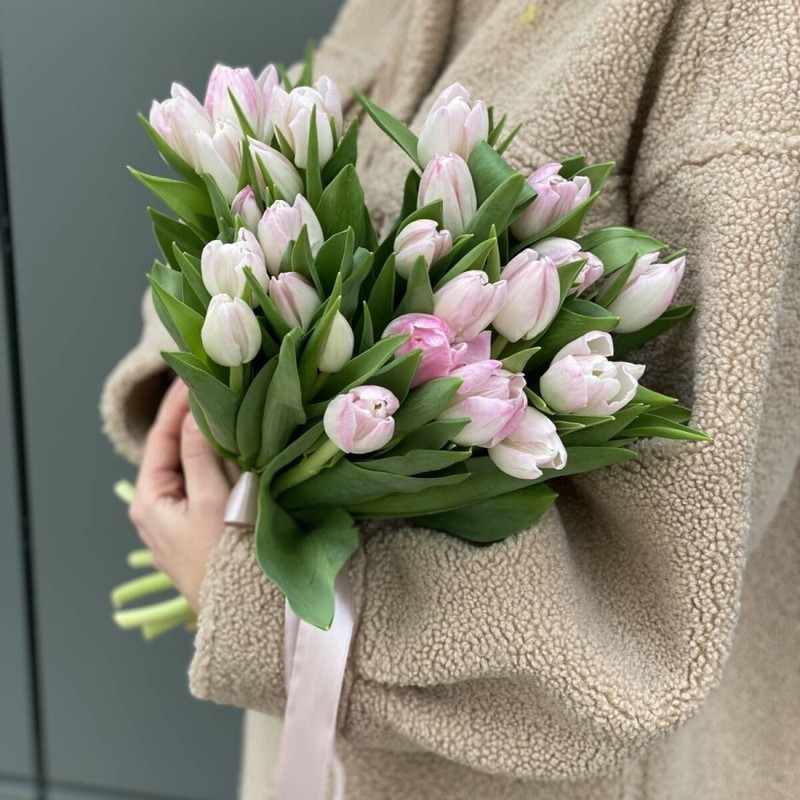 Букет из Тюльпанов #25, стандартный