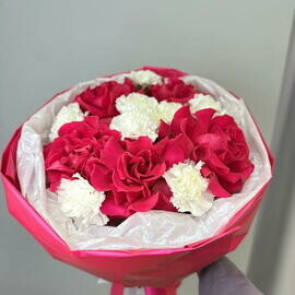 Букет с розой Готча