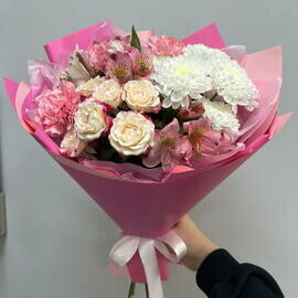 Buket v nezhnih tonah