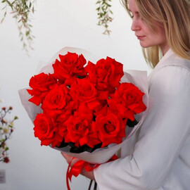 Букет из 9 красных французских роз