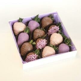 Nabor «Vesna» s klubnikoj v shokolade, 12-16 yagod