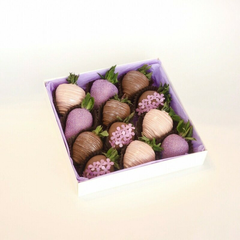 Nabor «Vesna» s klubnikoj v shokolade, 12-16 yagod, standart