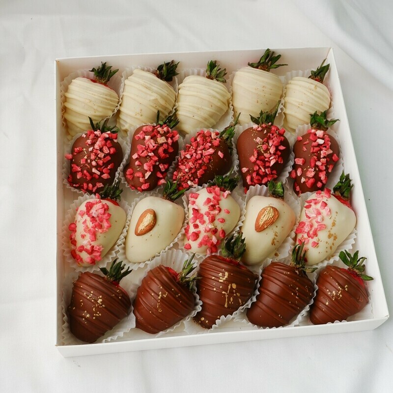 Набор «Сублимат» с клубникой в шоколаде, 16-20 ягод, стандартный