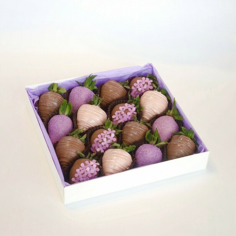 Nabor «Vesna» s klubnikoj v shokolade, 16-20 yagod, standart