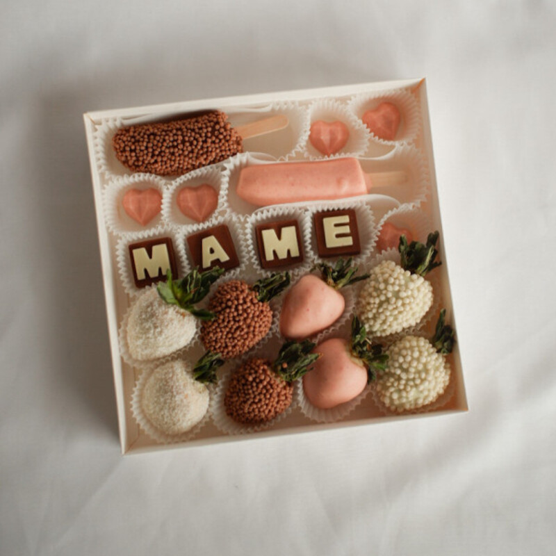 Nabor «Mame» s klubnikoj v shokolade, standart