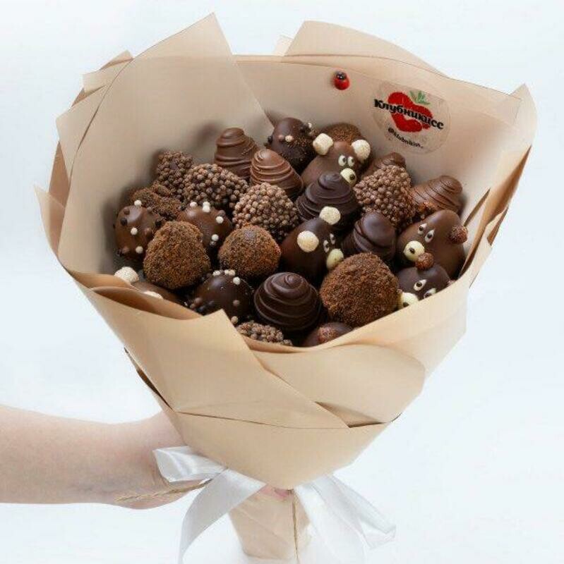 Buket "Barni" s klubnikoj v shokolade (ot 18 do 22 klubnik), standart