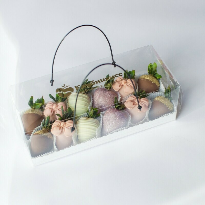 Nabor "Siyanie" s klubnikoj v shokolade, standart