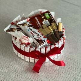 Торт из конфет