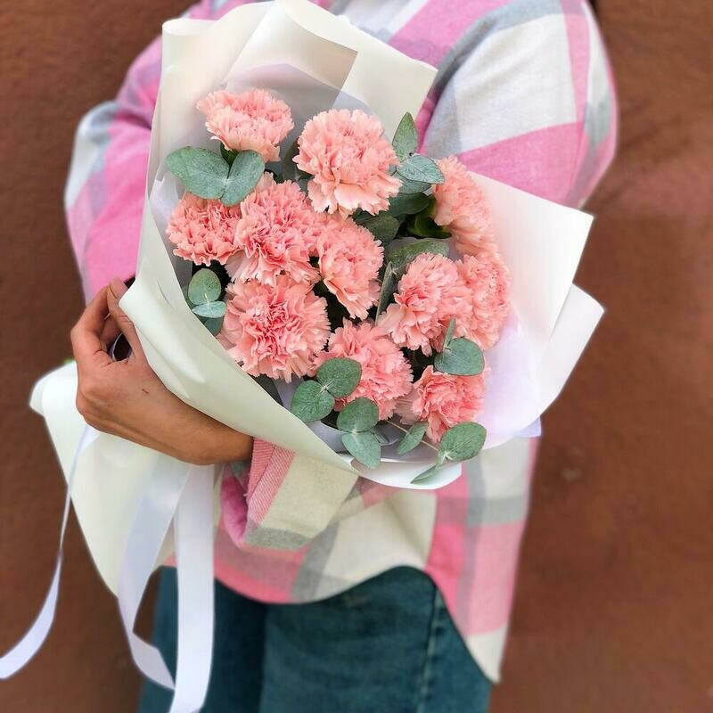 Нежный букет розовый диантус и эвкалипт, стандартный