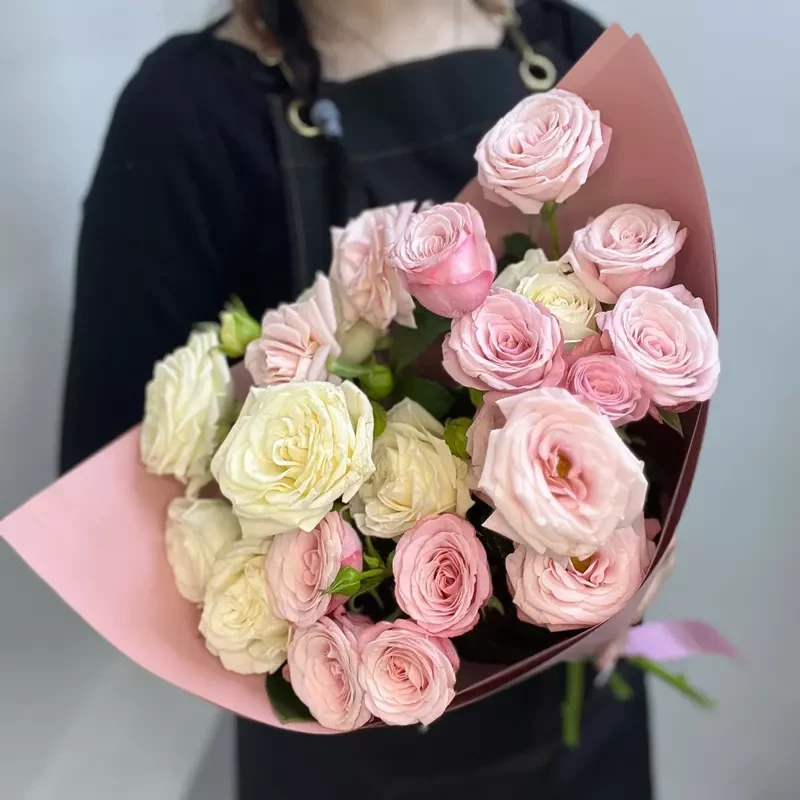 Букет из пионовидных кустовых роз, букет из пионовидных кустовых роз