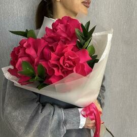 Букет из 3 французских малиновых роз