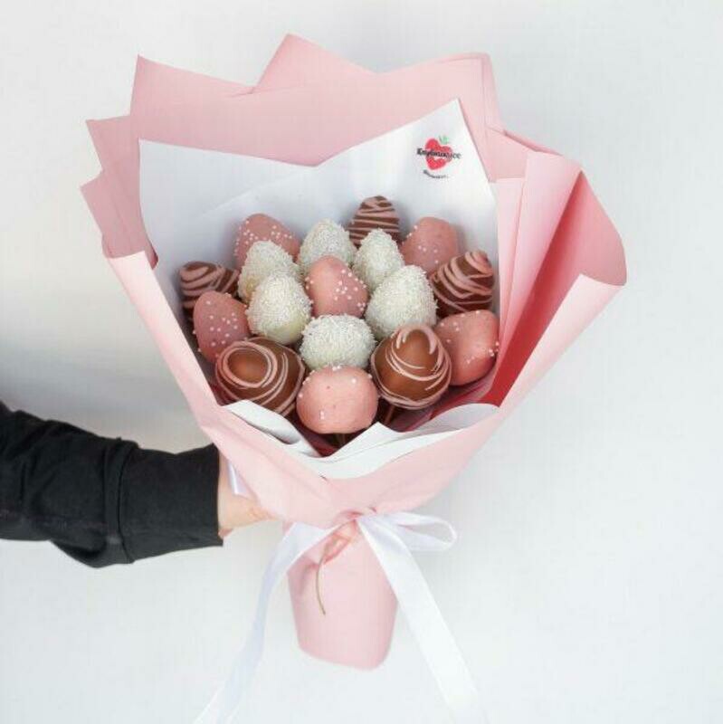 Buket s klubnika v shokolade "Gigantus mini", standart