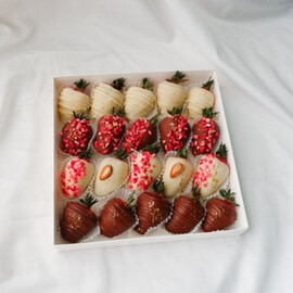 Nabor klubnika v shokolade 16-20 yagod s sublimatami