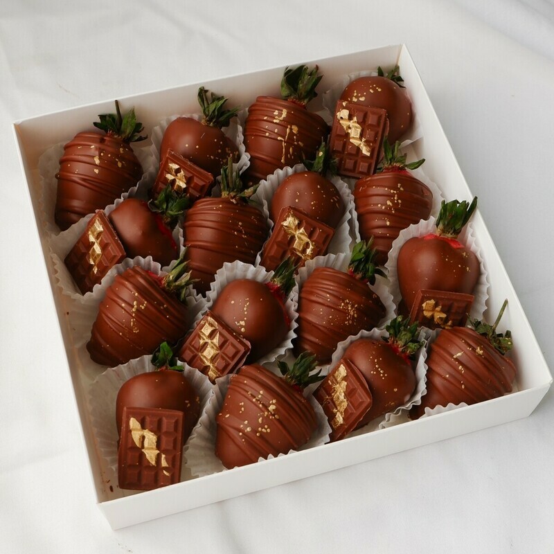 Набор клубника в шоколаде 12-16 ягод "Эйфория", стандартный