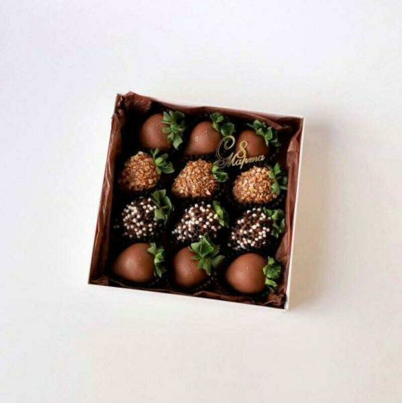 Набор «Мокко» с клубникой в шоколаде, 12-16 ягод, стандартный