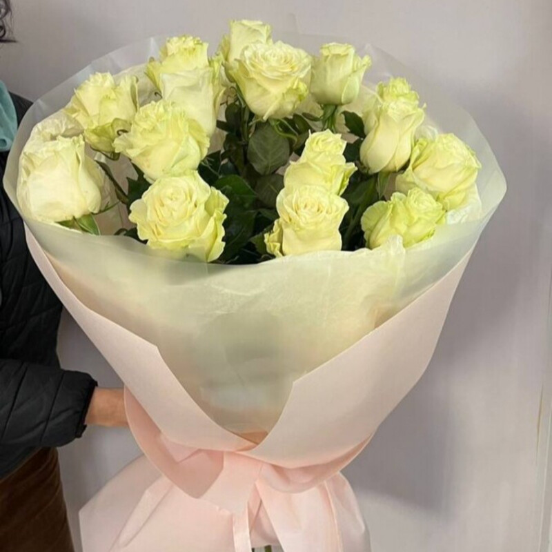 Букет из белых роз, стандартный