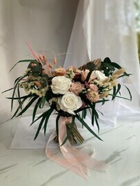 Букет из сухоцветов и стабилизированных цветов, букет из роз, свадебный букет, букет для интерьера
