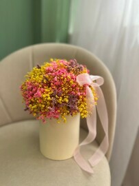 Buket iz stabilizirovannoj gipsofili, buket v shlyapnoj korobke , gipsofila,buket,podarok