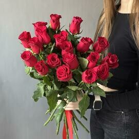 Красные розы 19