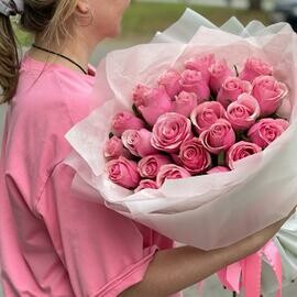 Моно букет розовые розы Кения 25