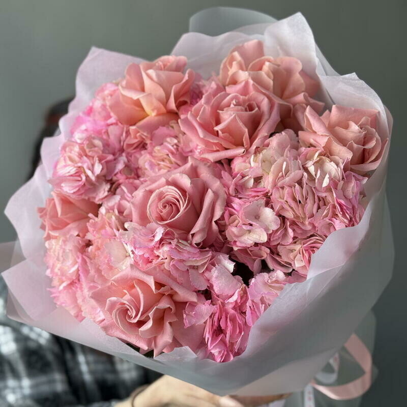 Ажурный букет с французскими розами, стандартный