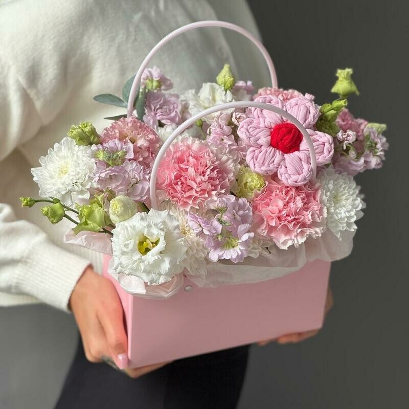 Нежная сумочка с кустовой маттиолой, эустомой и цветком ручной работы, стандартный