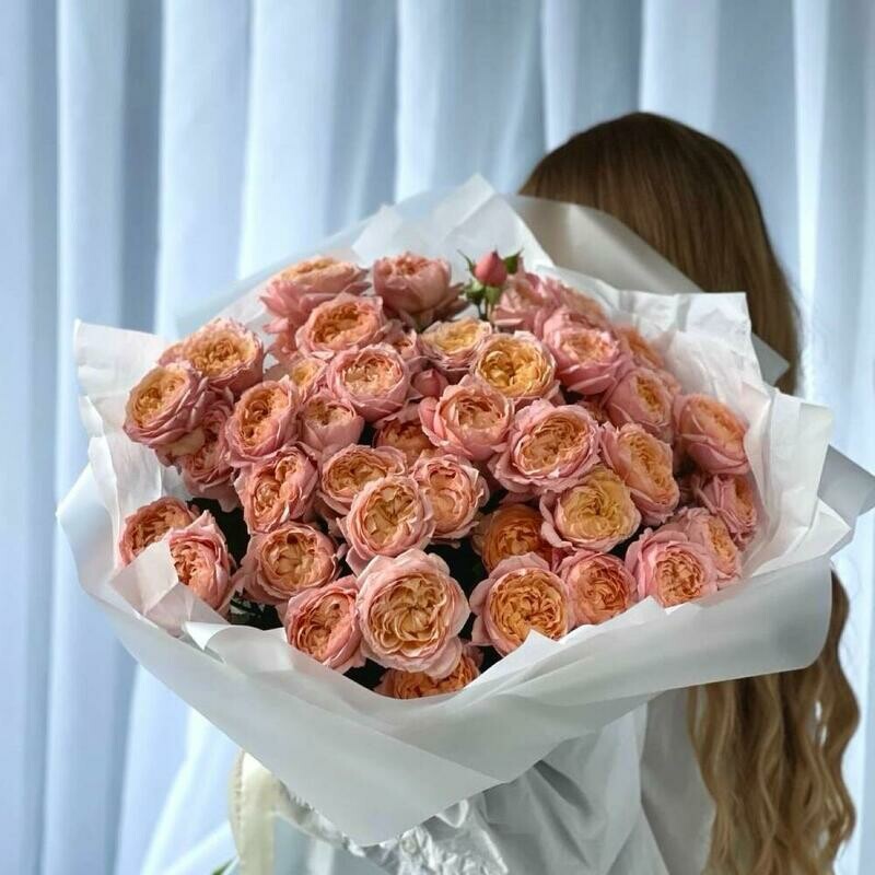 Buket iz 9 kustovih roz «Dzhul_etta», standart