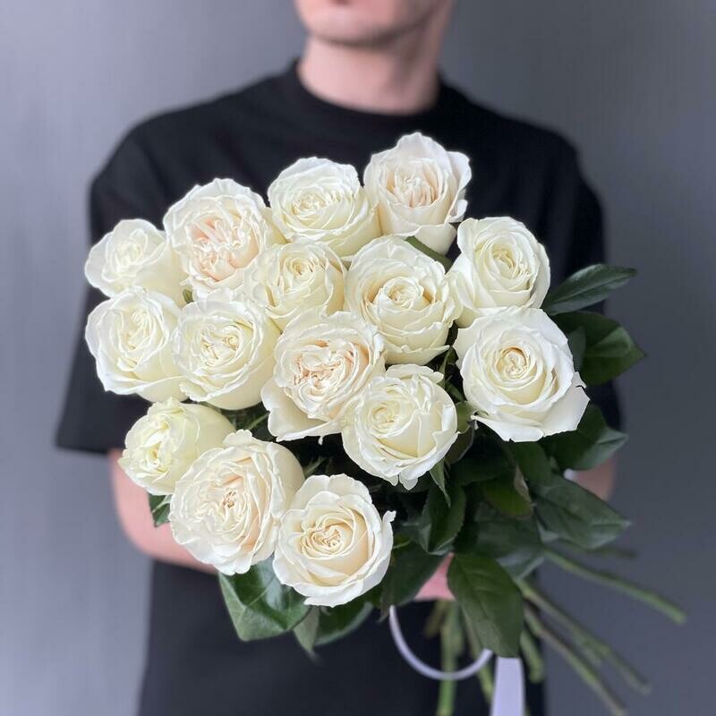 Премиальные Эквадорские розы 15, стандартный