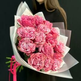 Букет розовые пионовидные розы 15 шт