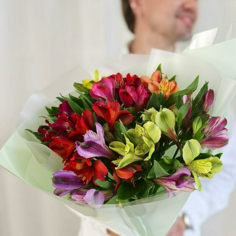 Букет из цветных альстромерий 11шт, букет из цветных альстромерий 11шт