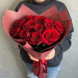 Красные розы 11 шт Эквадор