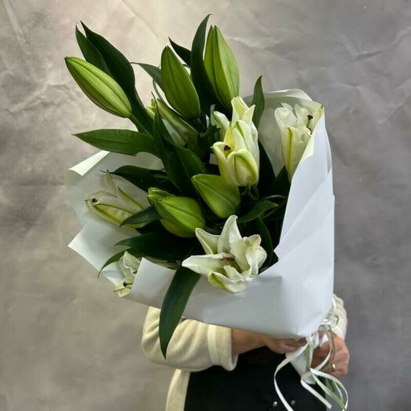 Монобукет из 3 веток лилий, монобукет из 3 веток лилий