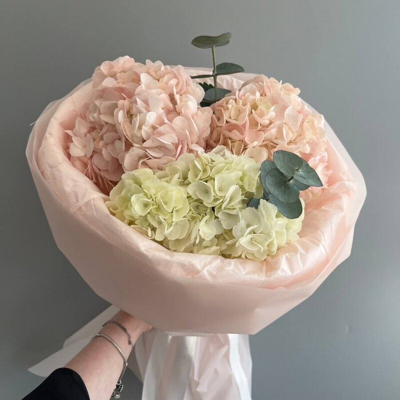 букет гортензий, 3 гортензии