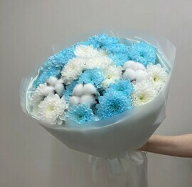 Букет из кустовых хризантем " Небо в облаках"