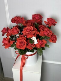 Букет в коробке из 25ти французских роз