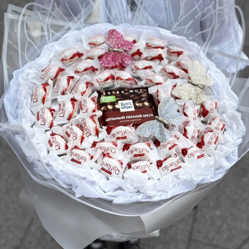 Bouquet of raffaello chocolates with chocolate Ritorsport, premium