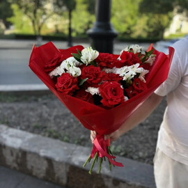 Букет с Французской розой ниной и альстромерией