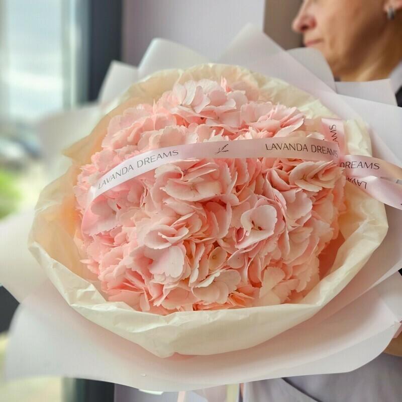 Букет "Розовые гортензии Джамбо", 3 гортензии