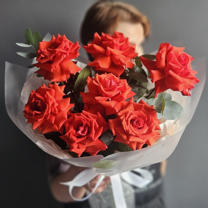 Букет "Алые французские розы", 7 роз