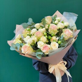 Nezhnij s evkaliptom