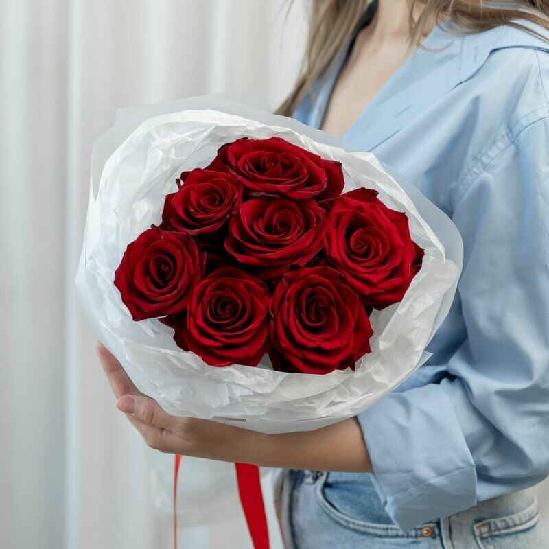 Rozi krasnie 7 sht (60sm), rozi krasnie 7 sht (60sm)